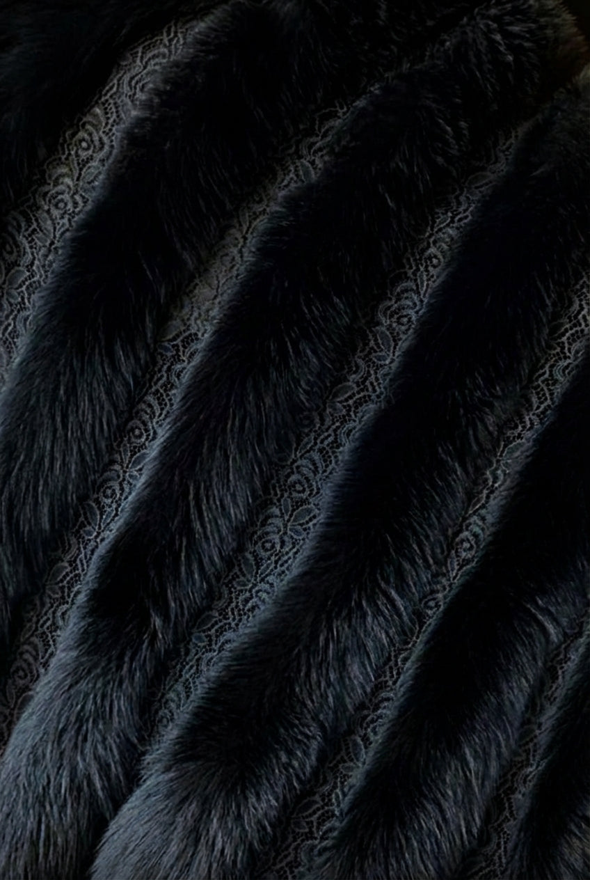 BLACK Lace Capelet With Fox Trim